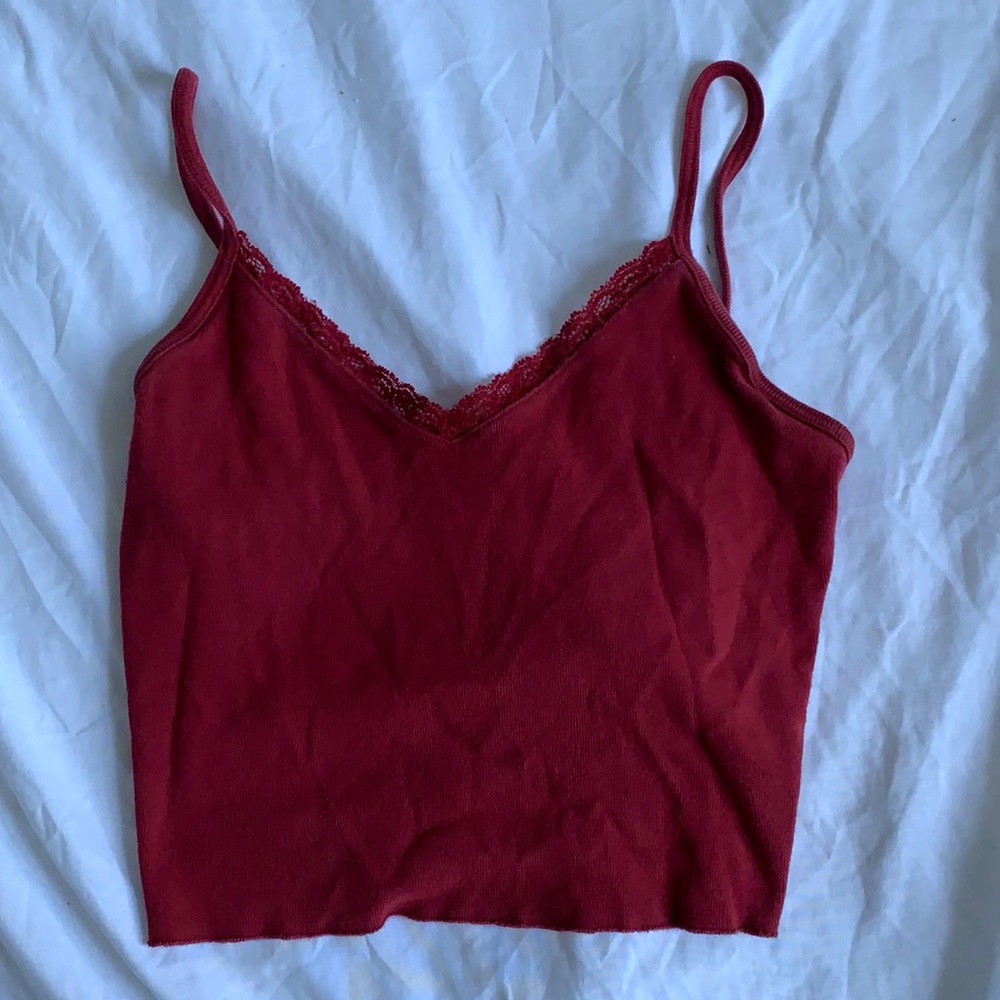 Gorgeous red cropped tank top!
